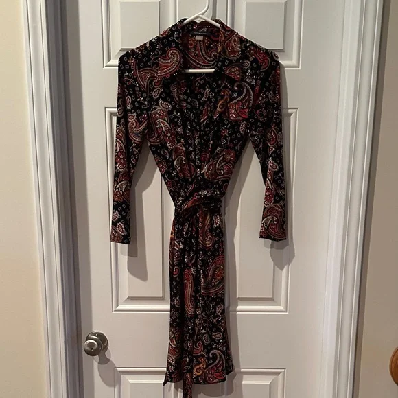 Tommy Hilfiger | Dresses | Tommy Hilfiger Black And Red Paisley Long Sleeve  Dress Perfect Dress For Fall | Poshmark